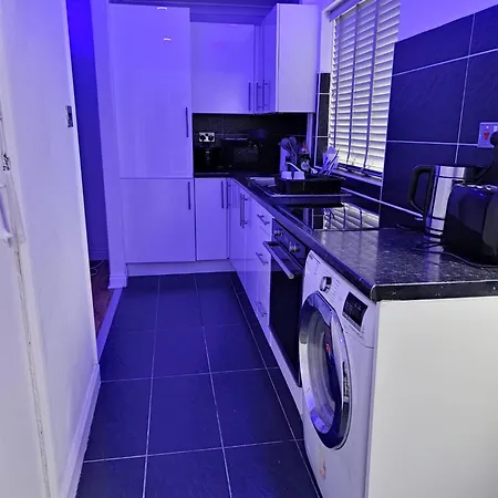 Barnsley Cozy * Little Houghton (South Yorkshire)