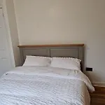 Barnsley Cozy