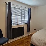 Barnsley Cozy Little Houghton (South Yorkshire)